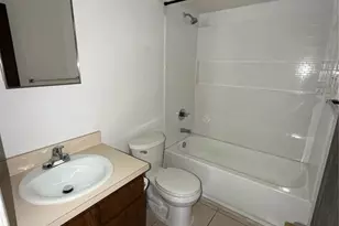 10408 N Mitchell Ave, Tampa, FL 33612 - Photo 6