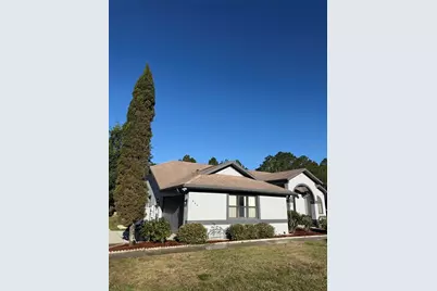 994 E Crown Of Roses Loop, Inverness, FL 34453 - Photo 1