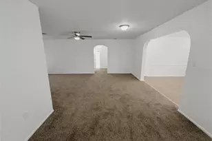 8201 Sudbury Dr, Port Richey, FL 34668 - Photo 18