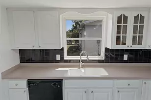 8201 Sudbury Dr, Port Richey, FL 34668 - Photo 16