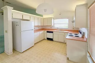 12405 Stagecoach Ln, Hudson, FL 34667 - Photo 4