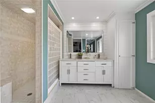 5851 Rio Dr, New Port Richey, FL 34652 - Photo 4