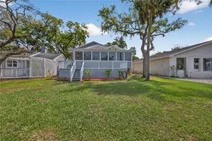 5851 Rio Dr, New Port Richey, FL 34652 - Photo 36