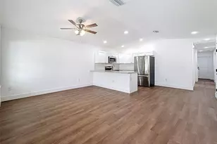 10370 Golden Ave, Weeki Wachee, FL 34613 - Photo 10