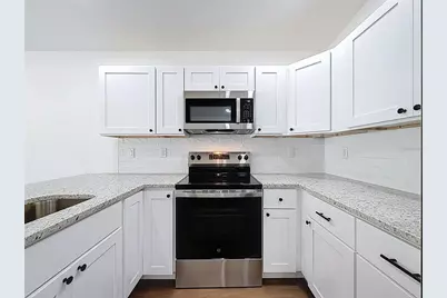 10370 Golden Avenue, Weeki Wachee, FL 34613 - Photo 16