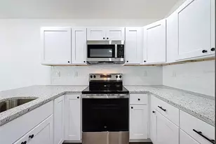 10370 Golden Ave, Weeki Wachee, FL 34613 - Photo 16