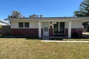 4531 Shore Acres Blvd NE, Saint Petersburg, FL 33703 - Photo 1
