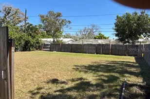 4531 Shore Acres Blvd NE, Saint Petersburg, FL 33703 - Photo 4