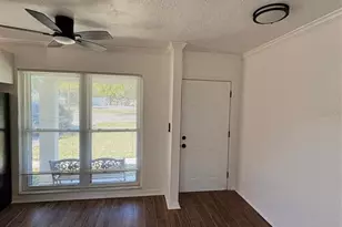 4531 Shore Acres Blvd NE, Saint Petersburg, FL 33703 - Photo 10