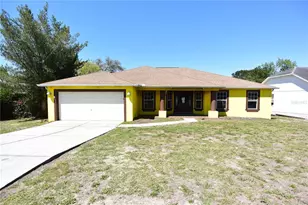7253 Lamplighter St, Spring Hill, FL 34606 - Photo 2