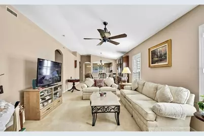 209 Winthrop Drive, Spring Hill, FL 34609 - Photo 4