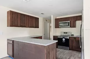 7275 Edinburgh Way, Weeki Wachee, FL 34613 - Photo 10