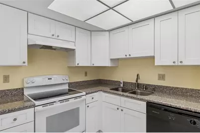 1130 Orange Tree Circle W #C, Palm Harbor, FL 34684 - Photo 10