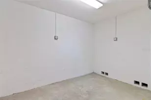 5621 Blackfin Dr, New Port Richey, FL 34652 - Photo 6