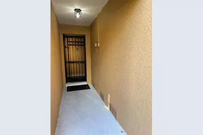 5621 Blackfin Drive, New Port Richey, FL 34652 - Photo 4