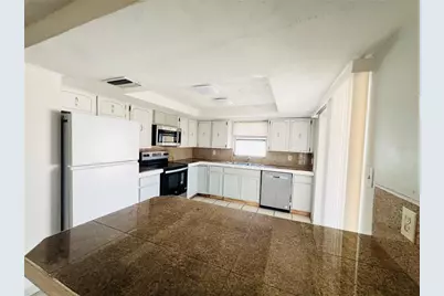 7811 Embassy Boulevard, Port Richey, FL 34668 - Photo 6