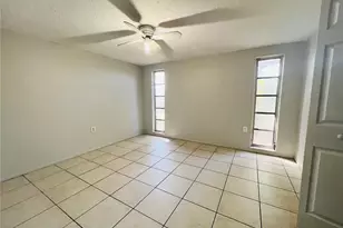 7811 Embassy Blvd, Port Richey, FL 34668 - Photo 12