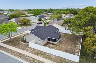 11238 Owl Ln, Port Richey, FL 34668 - Photo 2