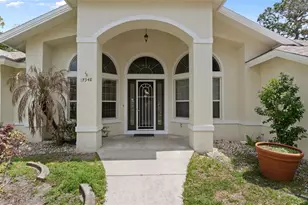 17948 Greensboro St, Spring Hill, FL 34610 - Photo 6