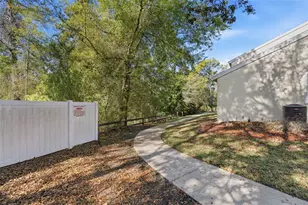 9484 Nakoma Way, Weeki Wachee, FL 34613 - Photo 22