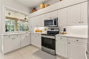 10260 Waters Edge Ct, Weeki Wachee, FL 34613 - Photo 24