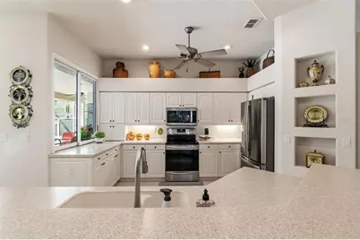 10260 Waters Edge Court, Weeki Wachee, FL 34613 - Photo 28