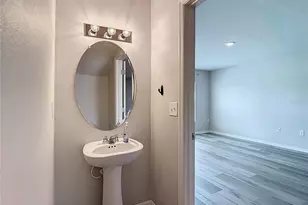 11374 Marcella Ave, Weeki Wachee, FL 34614 - Photo 30