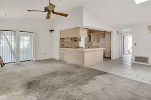 3017 Bayshore Dr, Spring Hill, FL 34608 - Photo 18