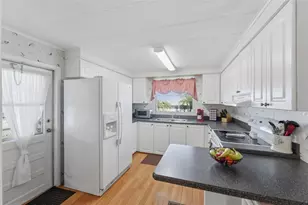 2107 Wailua Dr, Holiday, FL 34691 - Photo 4