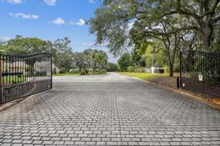 13103 Cypress Hill Dr, Hudson, FL 34669 - Photo 42