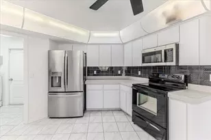 13377 Bolton Ct, Spring Hill, FL 34609 - Photo 20