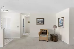 2351 Palm Springs Ct, Spring Hill, FL 34606 - Photo 4