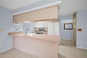 10623 Mira Vista Dr, Port Richey, FL 34668 - Photo 10