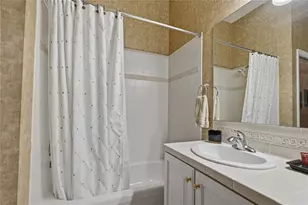 1297 Kings Way Ln, Tarpon Springs, FL 34688 - Photo 32