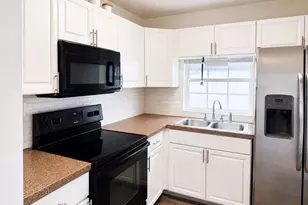 10004 N 23rd St, Tampa, FL 33612 - Photo 10