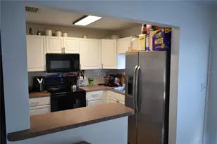 10004 N 23rd St, Tampa, FL 33612 - Photo 6