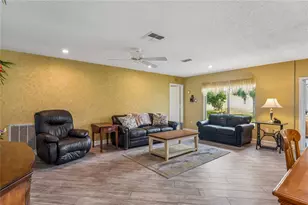 2252 Pebble Beach Dr, Spring Hill, FL 34606 - Photo 8