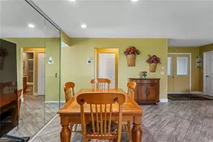 2252 Pebble Beach Dr, Spring Hill, FL 34606 - Photo 16