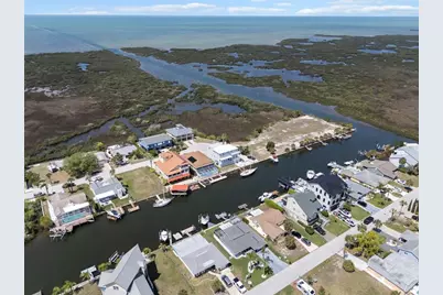 15627 Donzi Drive, Hudson, FL 34667 - Photo 8