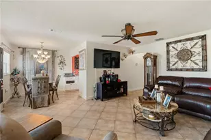 11609 Bayonet Ln, New Port Richey, FL 34654 - Photo 6