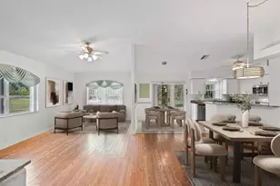 11621 Holly Ann Dr, New Port Richey, FL 34654 - Photo 8