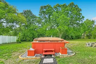 541 Edgehill Ave, Spring Hill, FL 34606 - Photo 30