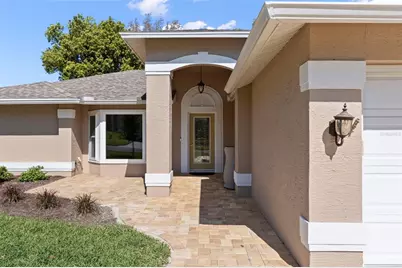 8143 Laurel Green Drive, Spring Hill, FL 34606 - Photo 4