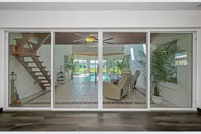 1626 Sea Breeze Drive, Tarpon Springs, FL 34689 - Photo 24