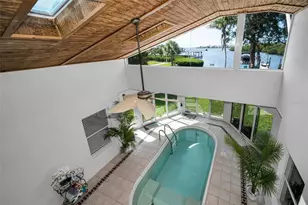 1626 Seabreeze Dr, Tarpon Springs, FL 34689 - Photo 4
