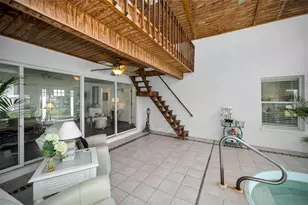 1626 Seabreeze Dr, Tarpon Springs, FL 34689 - Photo 68