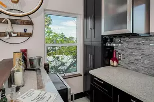 1626 Seabreeze Dr, Tarpon Springs, FL 34689 - Photo 64