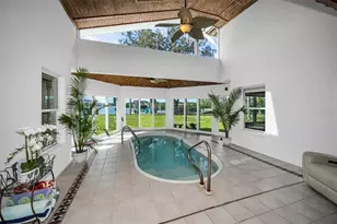 1626 Seabreeze Dr, Tarpon Springs, FL 34689 - Photo 70