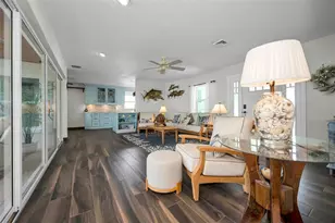 1626 Seabreeze Dr, Tarpon Springs, FL 34689 - Photo 22