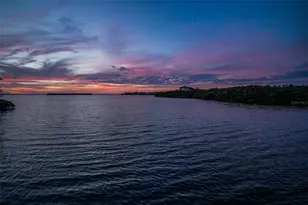 1626 Seabreeze Dr, Tarpon Springs, FL 34689 - Photo 90